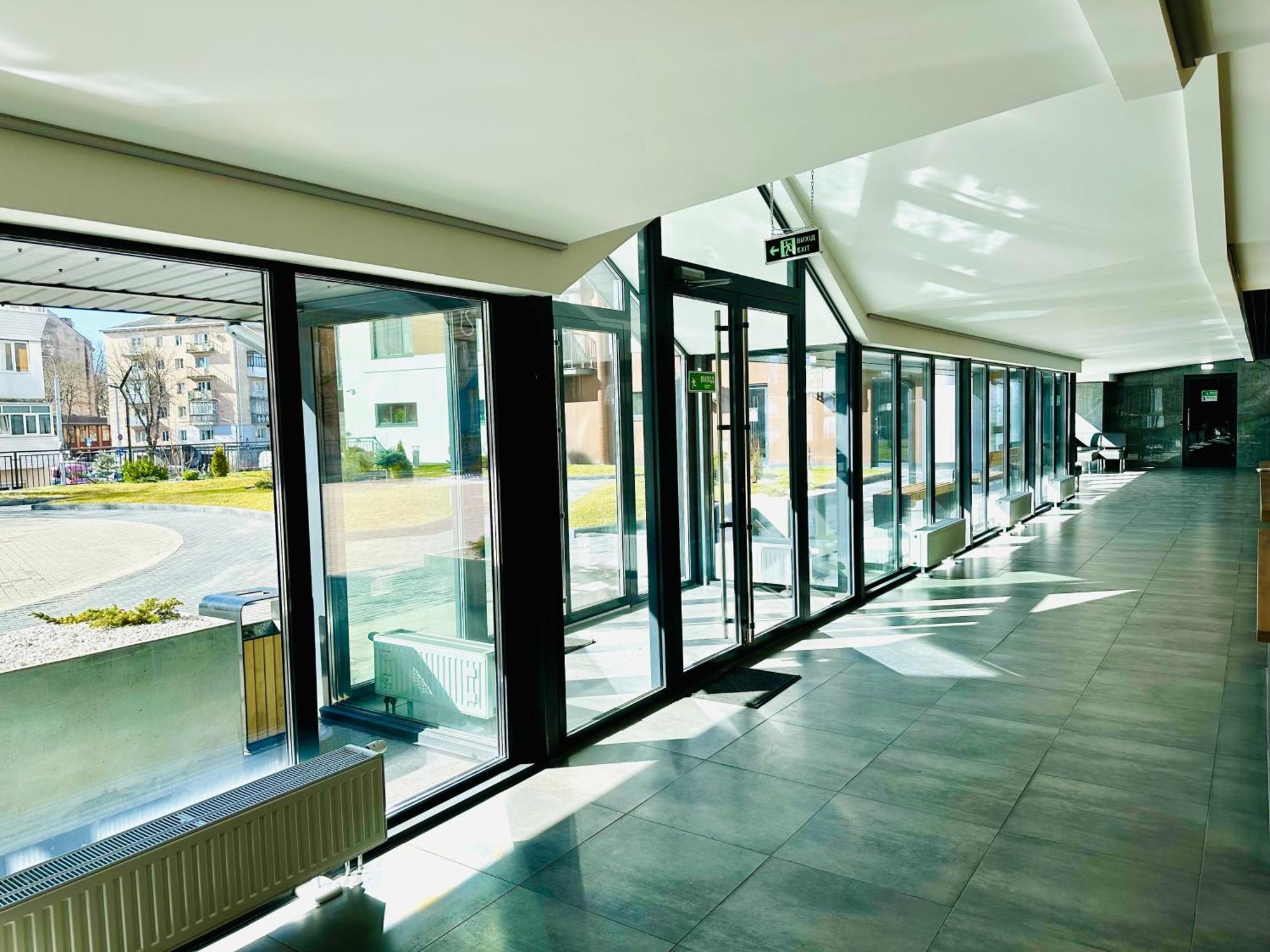 Designer Apartments In The City Center Rivne Exterior foto